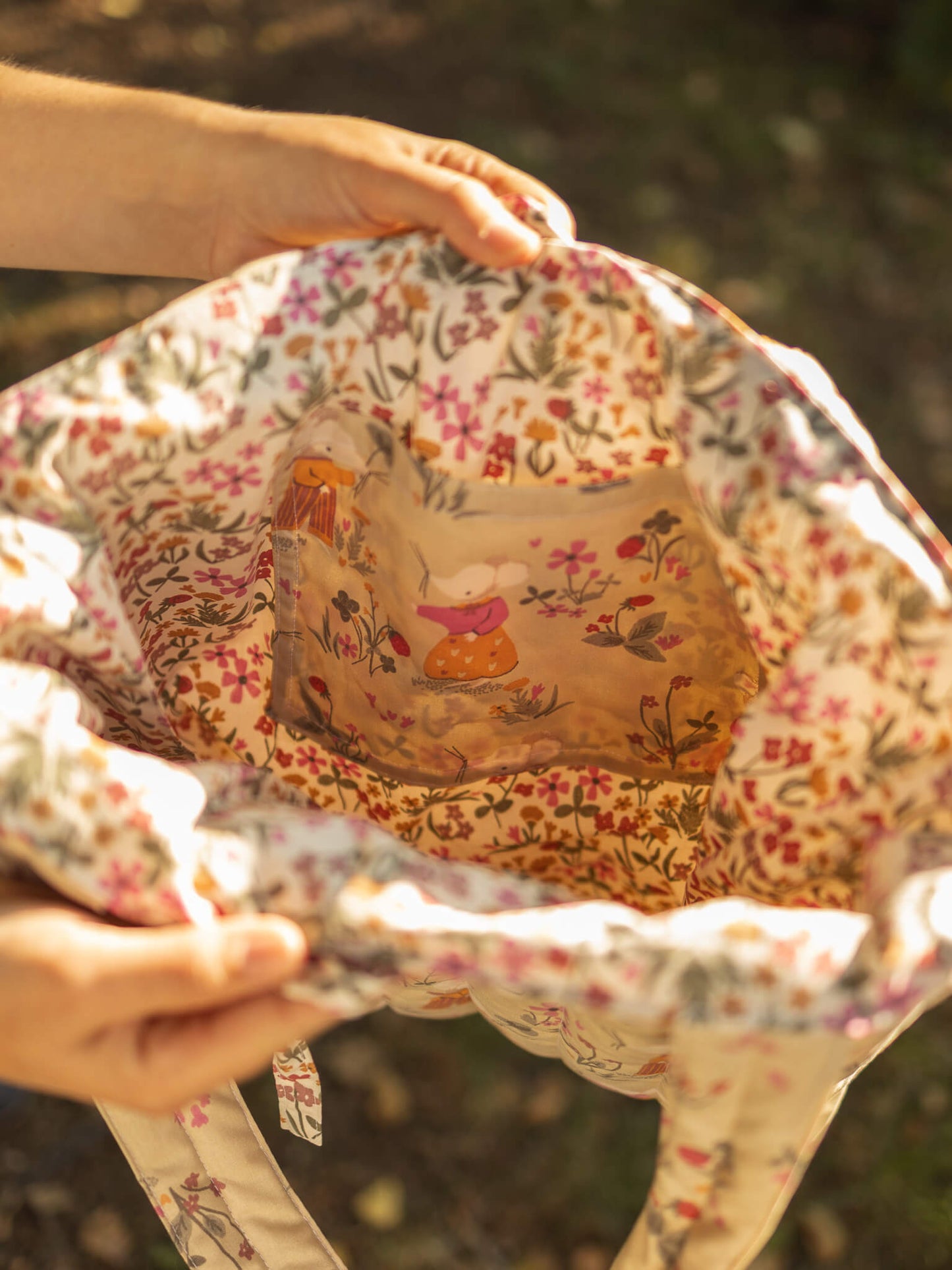 Gesteppte Tragetasche